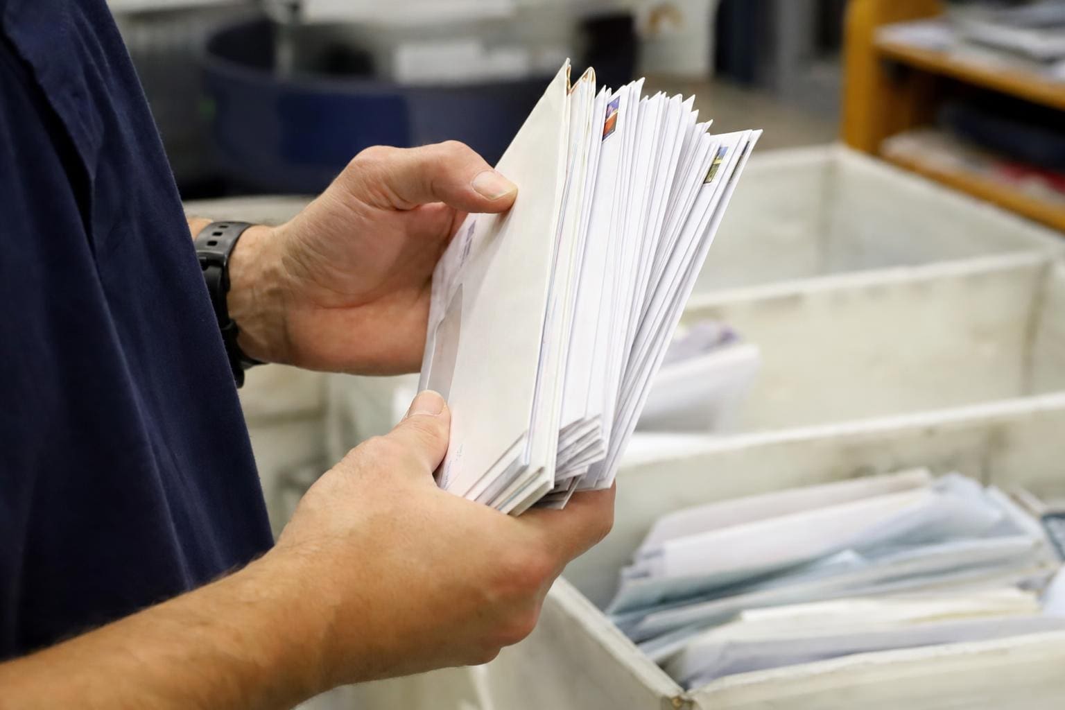 Nonmachinable Letter Meaning Explained For Mailers